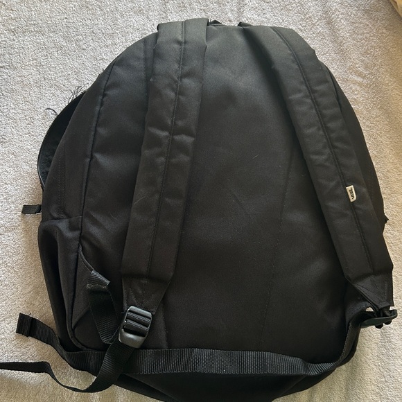 VANS Checkered and Rose OFF THE WALL Backpack - Picture 4 of 7